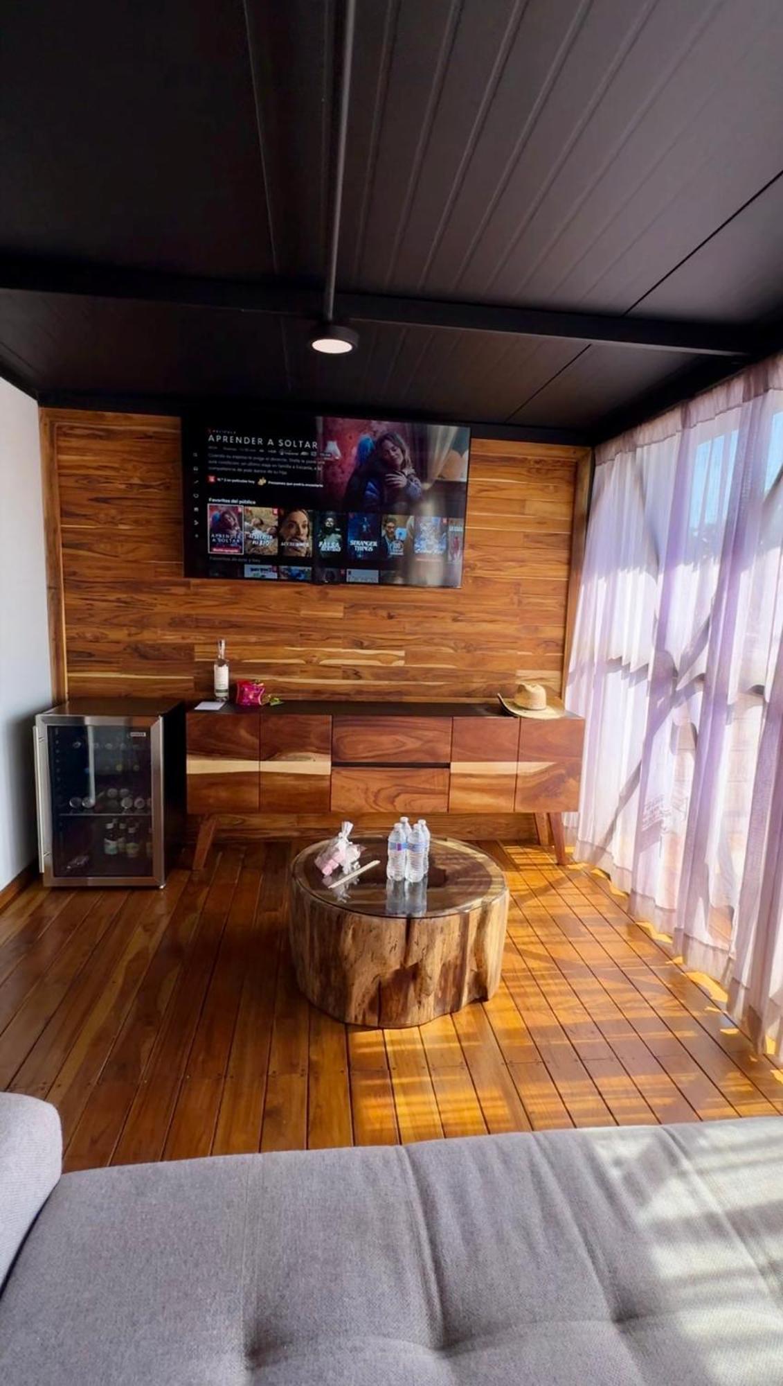 Hotel Coyote Alcocer Екстериор снимка