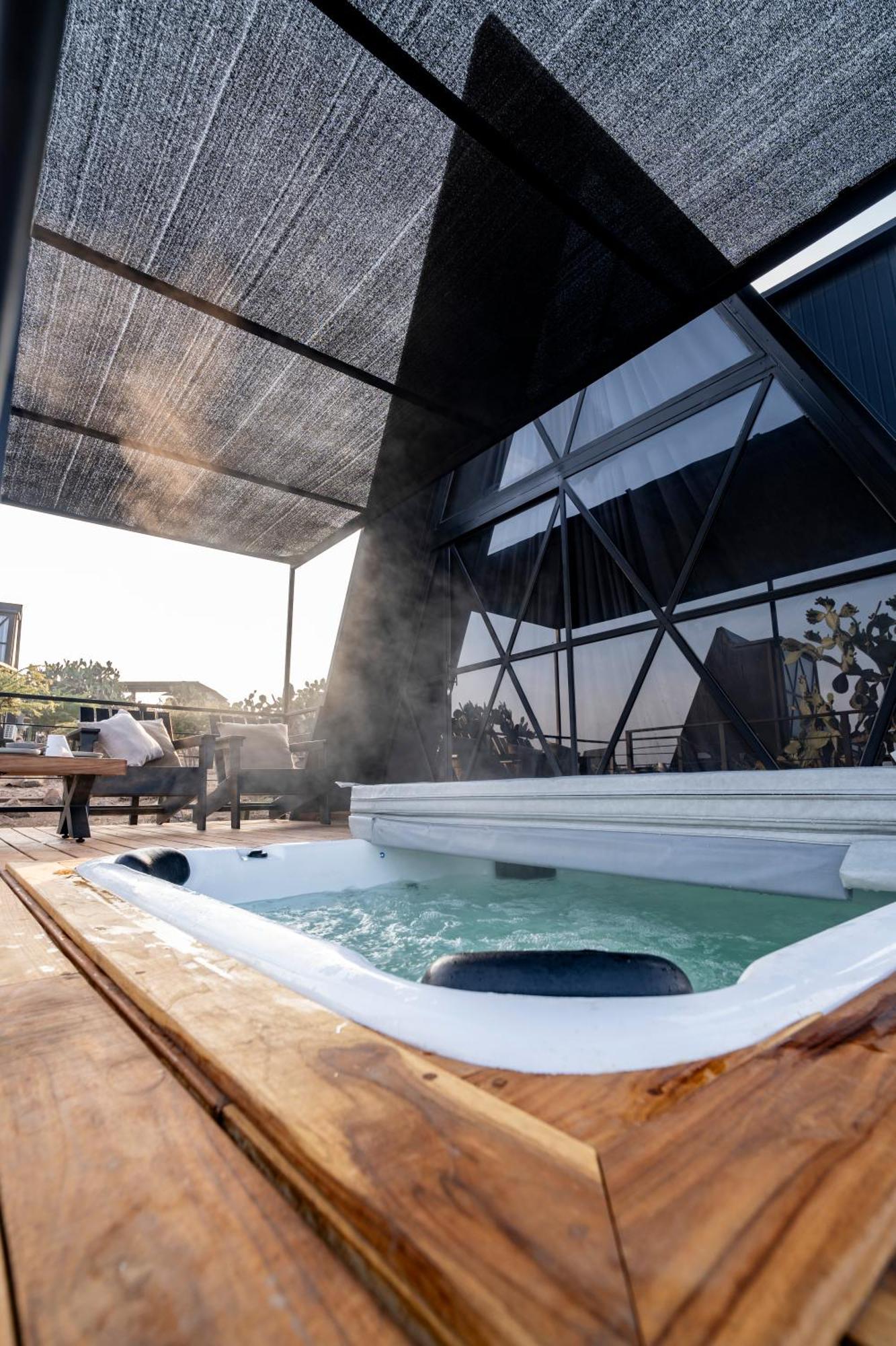 Hotel Coyote Alcocer Екстериор снимка